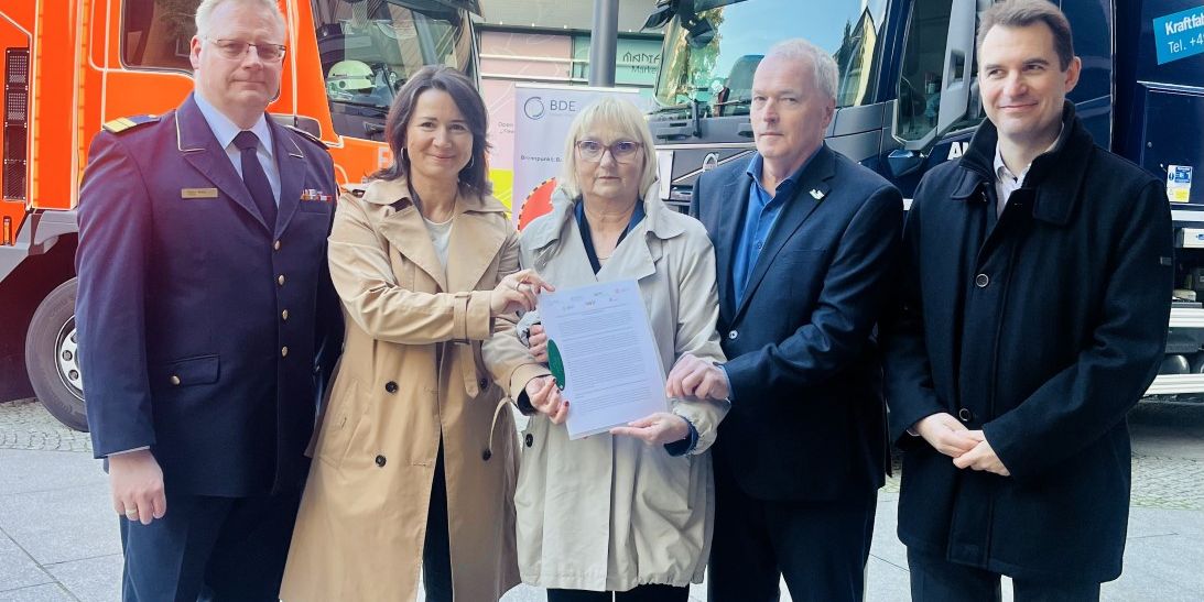 Sieben Verbände – eine Position!